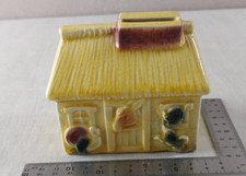 Ancienne tirelire à casser, forme maison, Esdeve de Sarreguemines