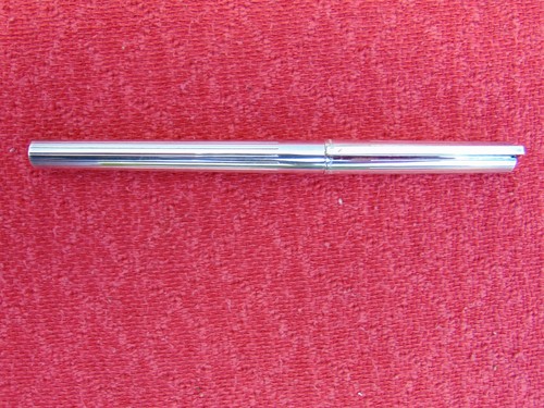 Tres beau stylo bille - beau, s.t
