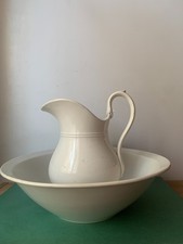 ensemble de toilette blanc