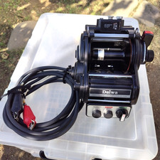 Moulinet de pêche électrique Daiwa Marine Power SS 900 Big Game Trolling...