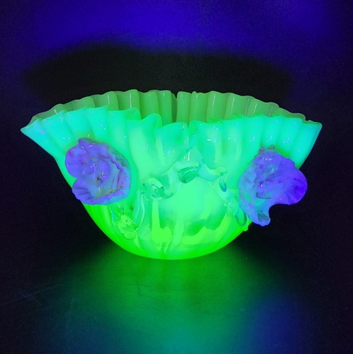 Coupe verre soufflé coloré