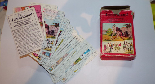 Grand jeu carte divinatoire - grand, de