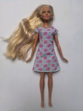 tenue pour poupée mannequin