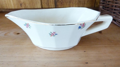 Ancienne saucière porcelaine