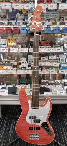 Guitare basse électrique