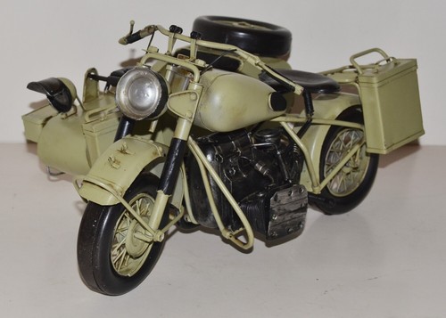 Moto tôle nostalgie - moto, en