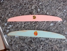 Lot 2 anciens porte manteaux