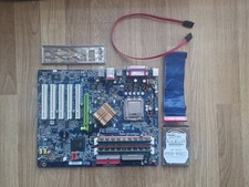 Gigabyte GA-8IPE775-G Socket