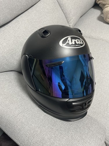 Arai full face - full, helmet