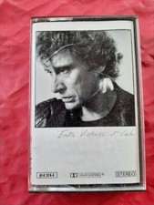 Cassette audio - Johnny Hallyday : entre violence et violon