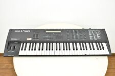 Yamaha V50 Synthesizer 61-Key Keyboard