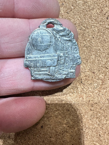 Rare insigne des chemins - rare,