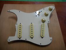 pickguard complet fender stratocaster japan série O