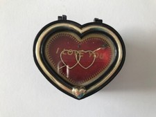 COFFRET MUSICAL en FORME de