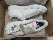 Baskets Adidas neuves –