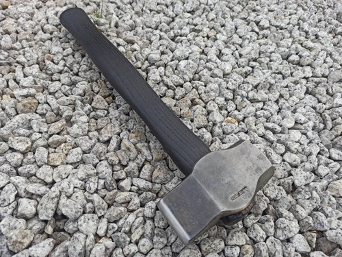 Marteau forgeage de - de,