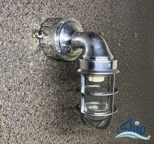 Applique murale cloisonnée en