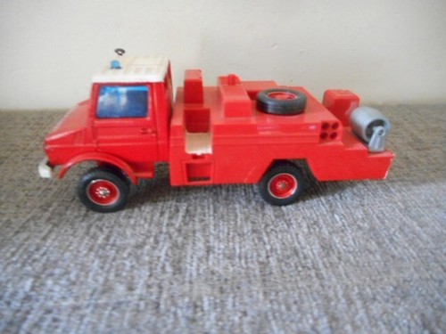 P25 camion pompiers - camion,