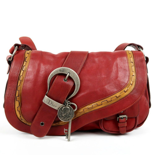 Dior gaucho saddle shoulder - dior,