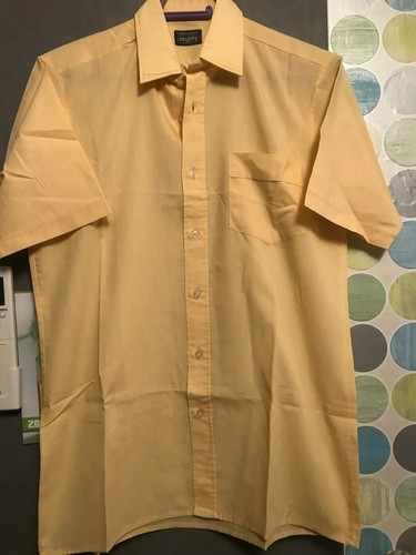 Chemise manches courtes jaune