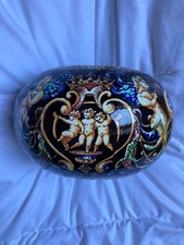 Faïence de Gien,  corps de