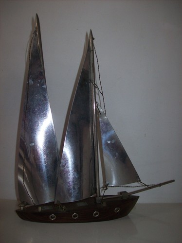 Maquette voilier deux - voilier, mâts
