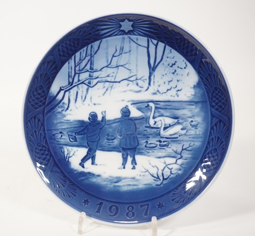 Royal copenhagen 1987 - royal,