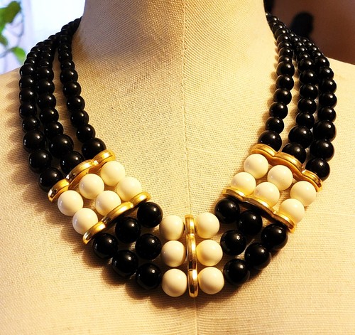 Vintage ton doré noir - vintage,