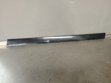 audi a6 c6 baguette bas de porte AVANT DROITE NOIR