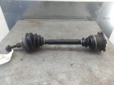 Cardan droit (transmission) VOLKSWAGEN PASSAT 4 PHASE 2 8D0407272DR