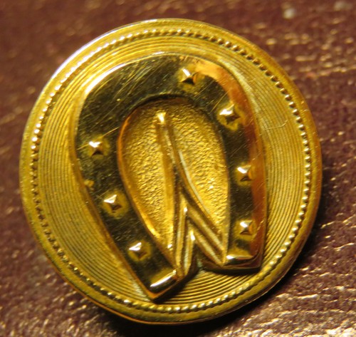Bouton col ancien fer à - ancien,