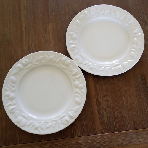 Lot assiettes porcelaine - 2,