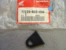 Bouchon de carénage arrière