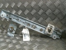 Leve vitre mecanique arriere gauche RENAULT MEGANE 2 PHASE 2 8200028074