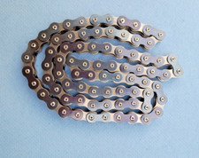 Chaîne rouleaux - chaîne, à