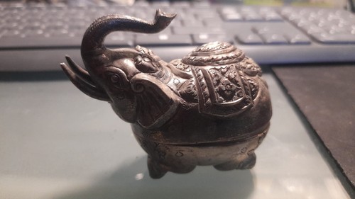 Boite betel elephant khmer - boite,