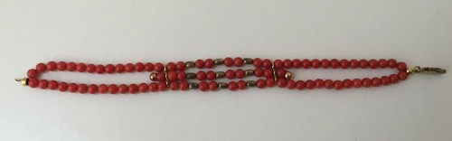 Beau bracelet perles - de, corail