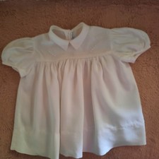BAMBINO ROBE VINTAGE + DE 60 ANS BIEN LIRE L ANNONCE POUR POUPEE OU BEBE