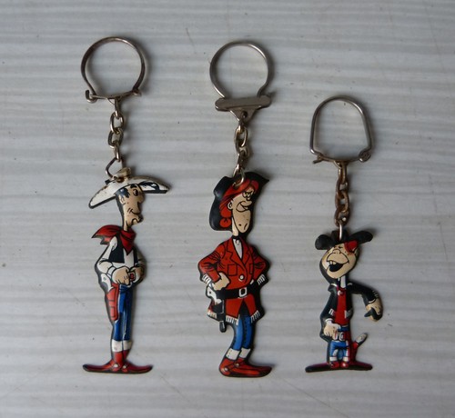 Porte clés omo - omo, (lessive)