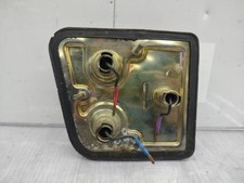 Feu arriere principal droit