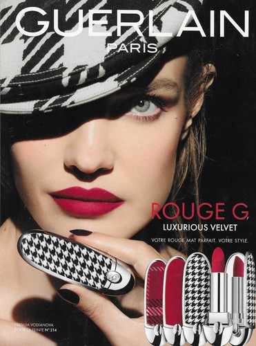 Publicité papier rouge à - papier,