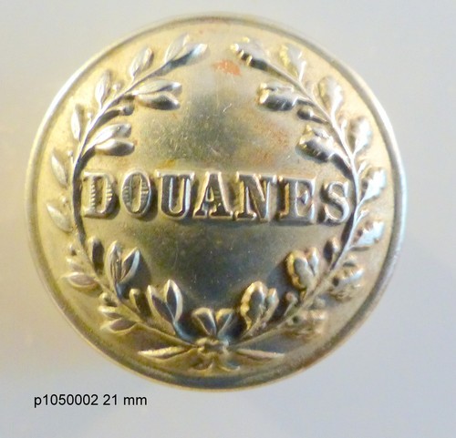 Tres ancien bouton - ,