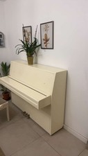 Piano blanc Samick avec tabouret réglable
