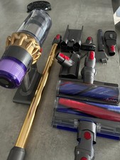 Dyson v11 Absolute Pro
