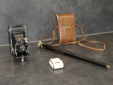 appareil photo Nagel Vollenda, sacoche, trépied, posemètre Sixtomat