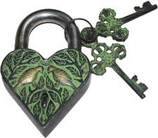 Cadenas En Forme De Cœur Avec
