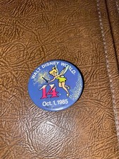 DISNEY BIRTHDAY BUTTON - 14