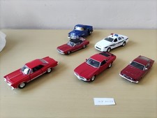 WELLY, ROAD SIGNATURE, UNIVERSAL HOBBIES ET AUTRES, LOT DE VOITURES AMÉRICAINES