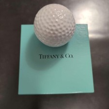 Tiffany & Co. Étui à accessoires pour bibelots bonbonnière balle de golf porc...