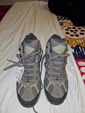 chaussures merrell, T44, couleur gris-vert, châtaigne, presque neuve